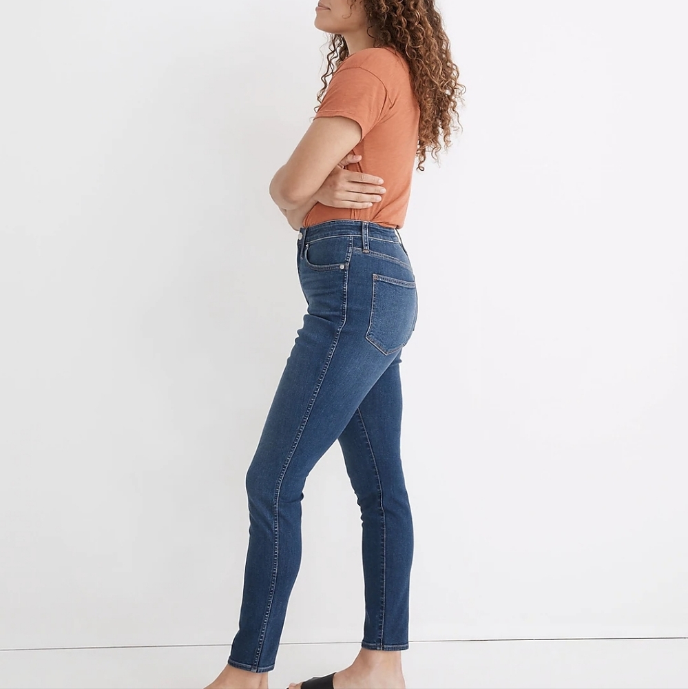 Madewell Curvy High-Rise Skinny Jeans in Coronet Wash